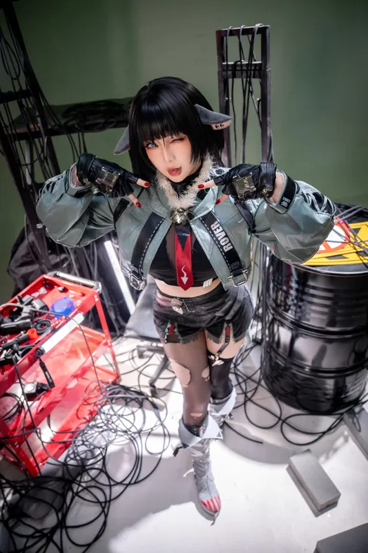 星之迟迟 cosplay 简·杜 (绝区零)