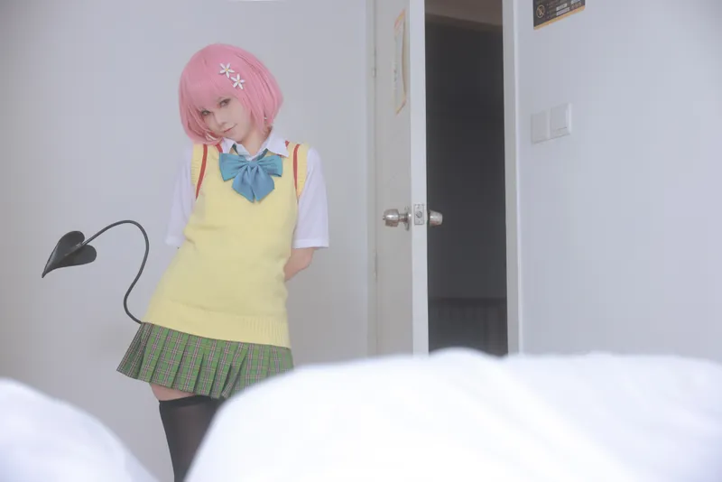 8443