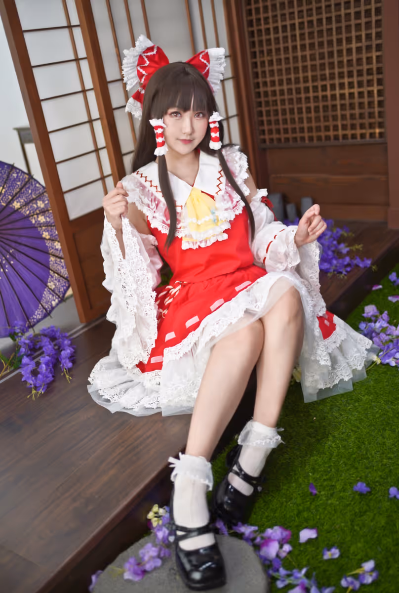 HIKO cosplay Reimu Hakurei (Touhou Project) – photo 10 of 23