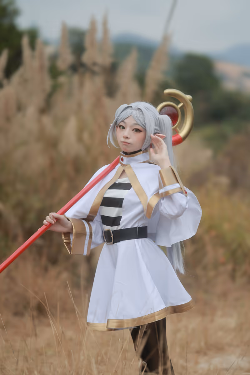 子貓丸 cosplay 芙莉莲 (葬送的芙莉莲) – photo 5 of 72