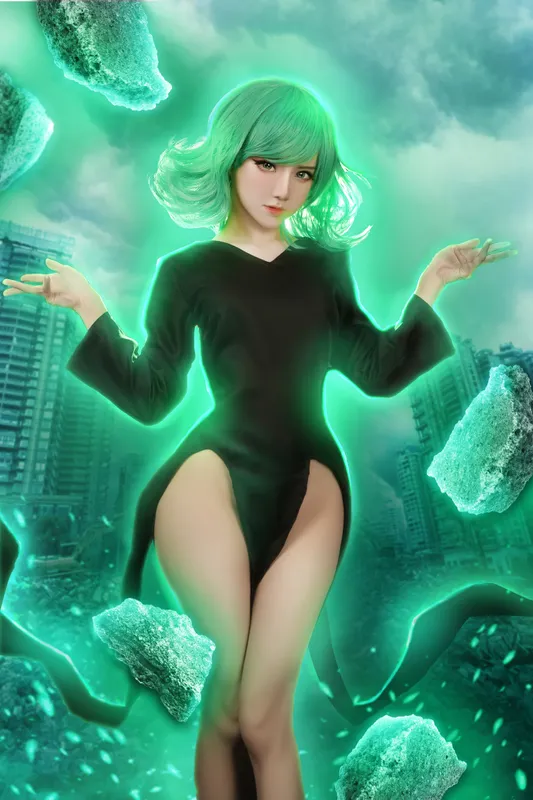 7925
