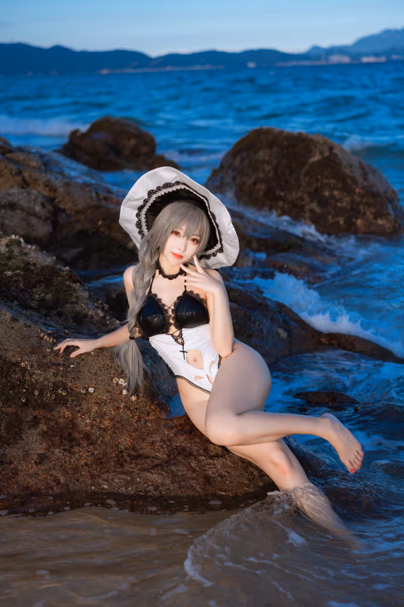 宫本樱樱饼 cosplay 路易九世 (碧蓝航线) – photo 10 of 47