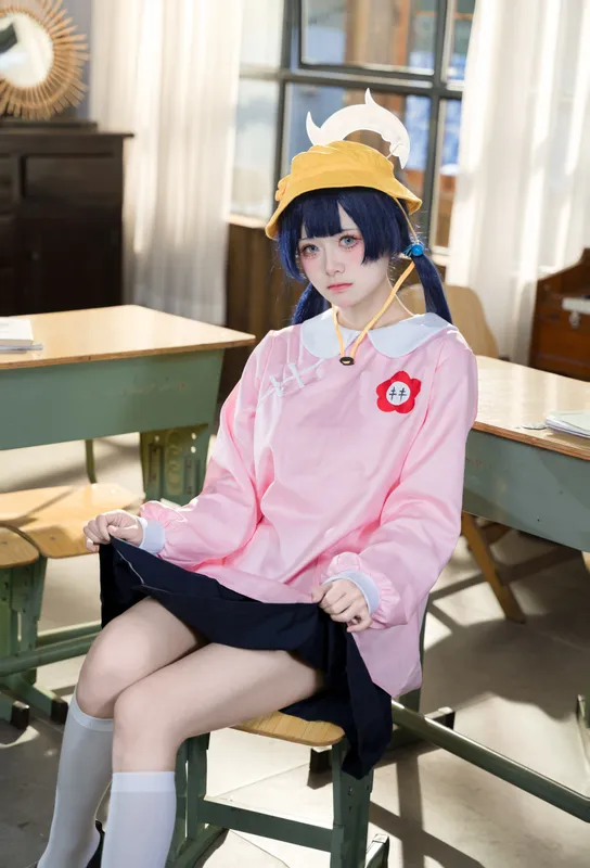 8648