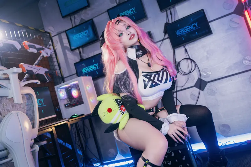 KING ANGEL cosplay 妮可·德玛拉 (绝区零)