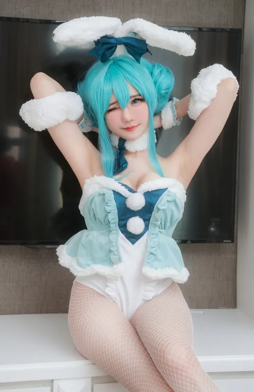 7988