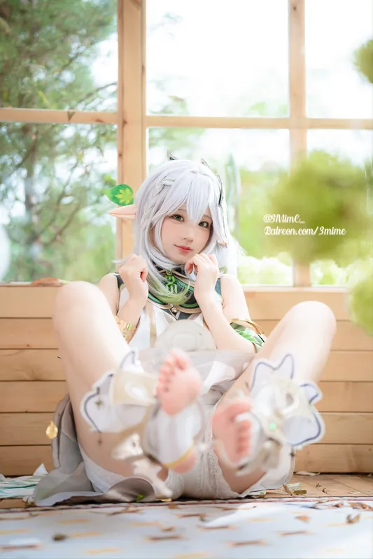 弥美 cosplay 纳西妲 (原神) – photo 11 of 40