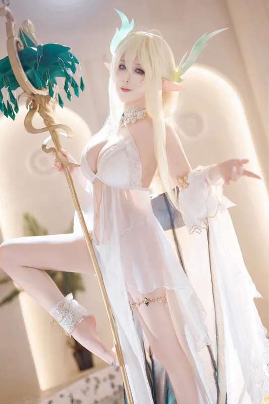 10402