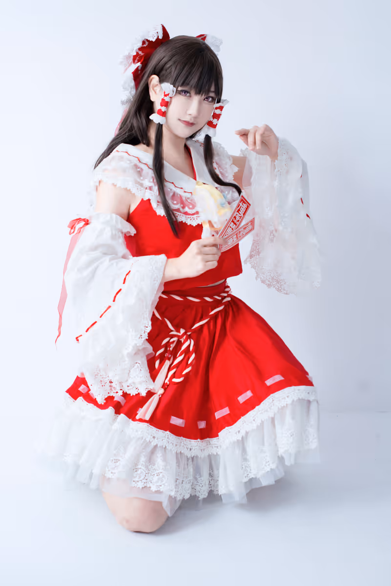 HIKO cosplay Reimu Hakurei (Touhou Project) – photo 8 of 23