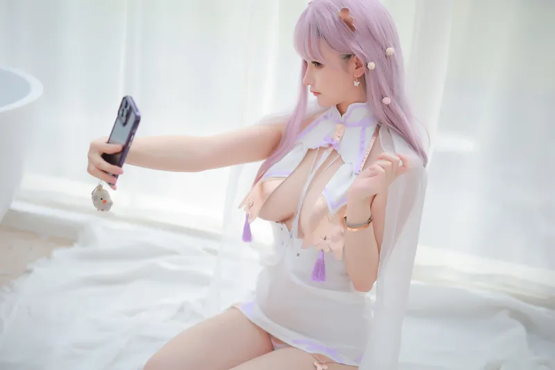 7990