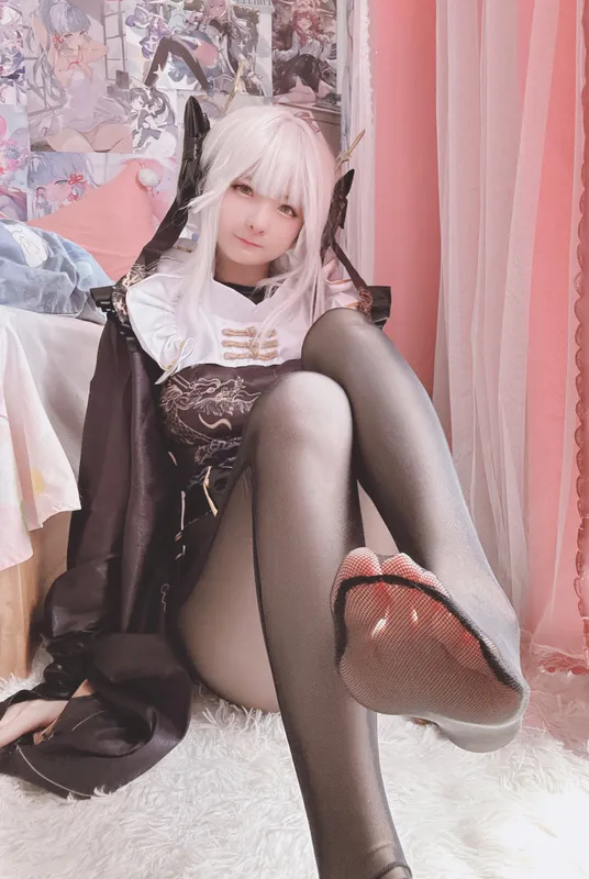 7947