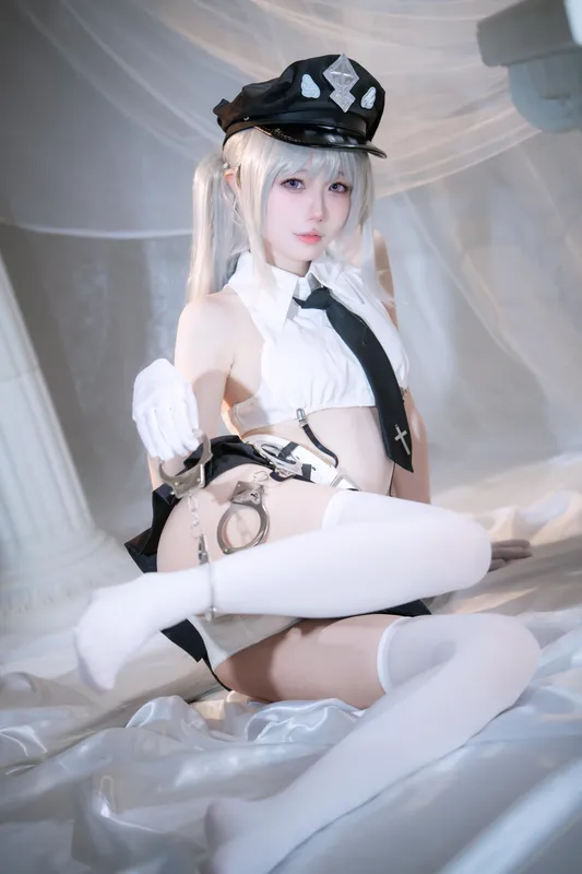 千雪Senyuki cosplay 艾露·弗拉提亚 (CARNEADES) – photo 8 of 24