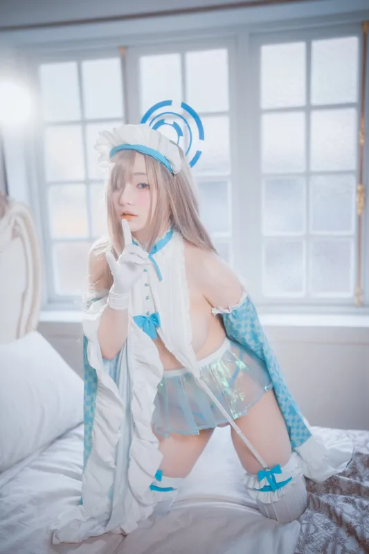 밈미 cosplay 一之濑明日奈 (蔚蓝档案) – photo 9 of 125