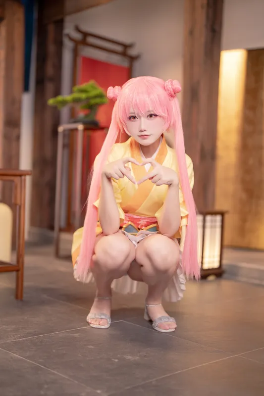 9018