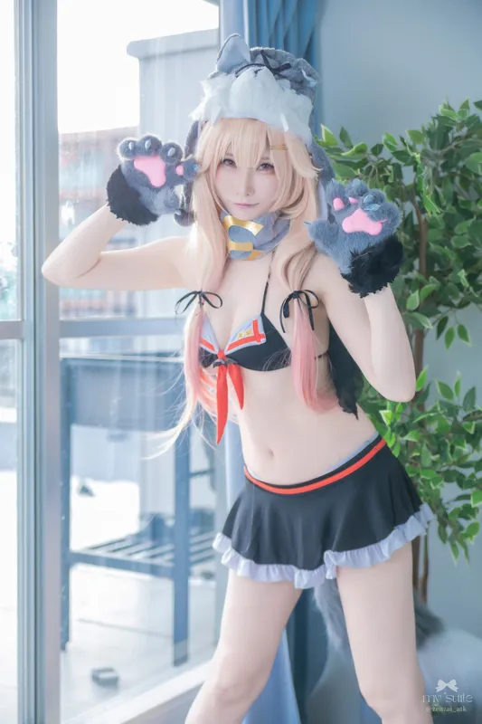 10598