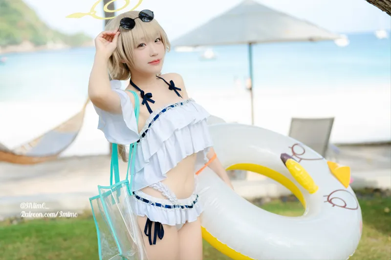 弥美 cosplay 阿慈谷日富美 (蔚蓝档案)