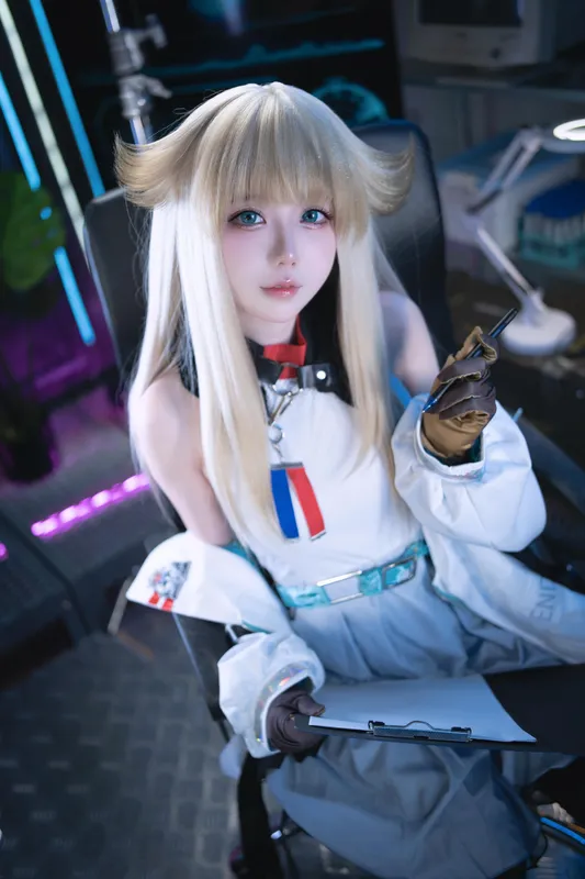 Senyuki cosplay Perlica (Arknights) – photo 12 of 49
