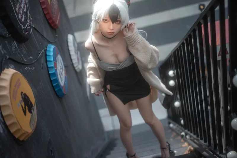 8094